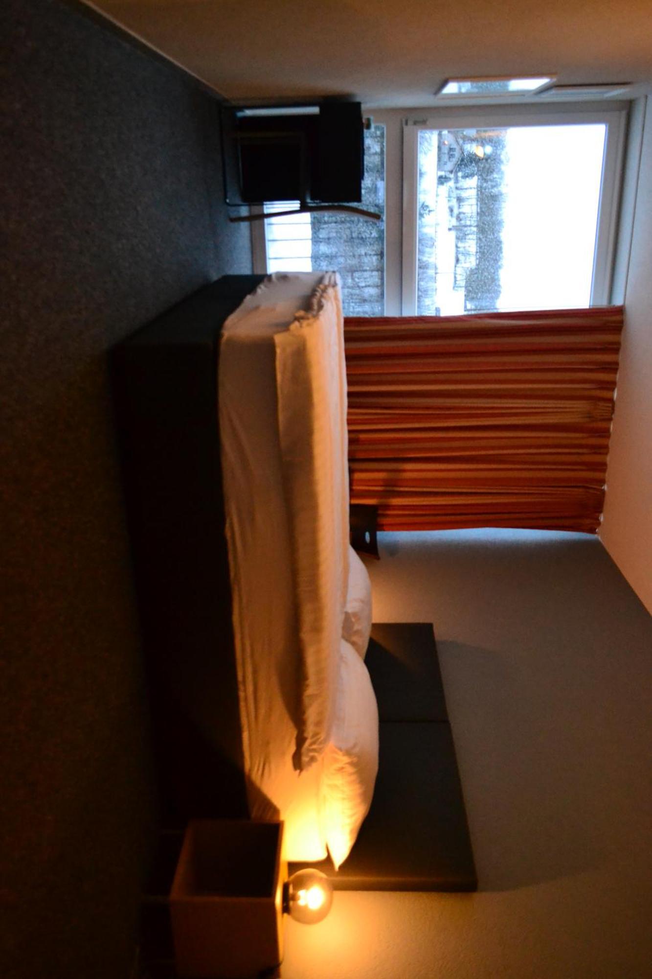 Hotel Les Rives Du Doubs 레브레네 외부 사진